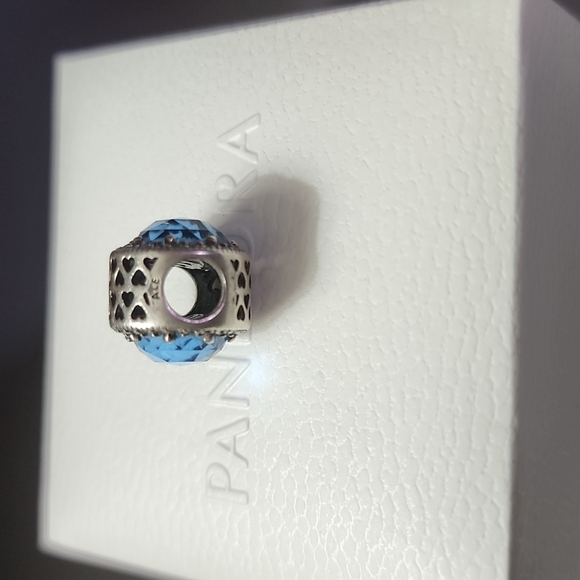 COPY - Pandora sky blue charm - Picture 4 of 4